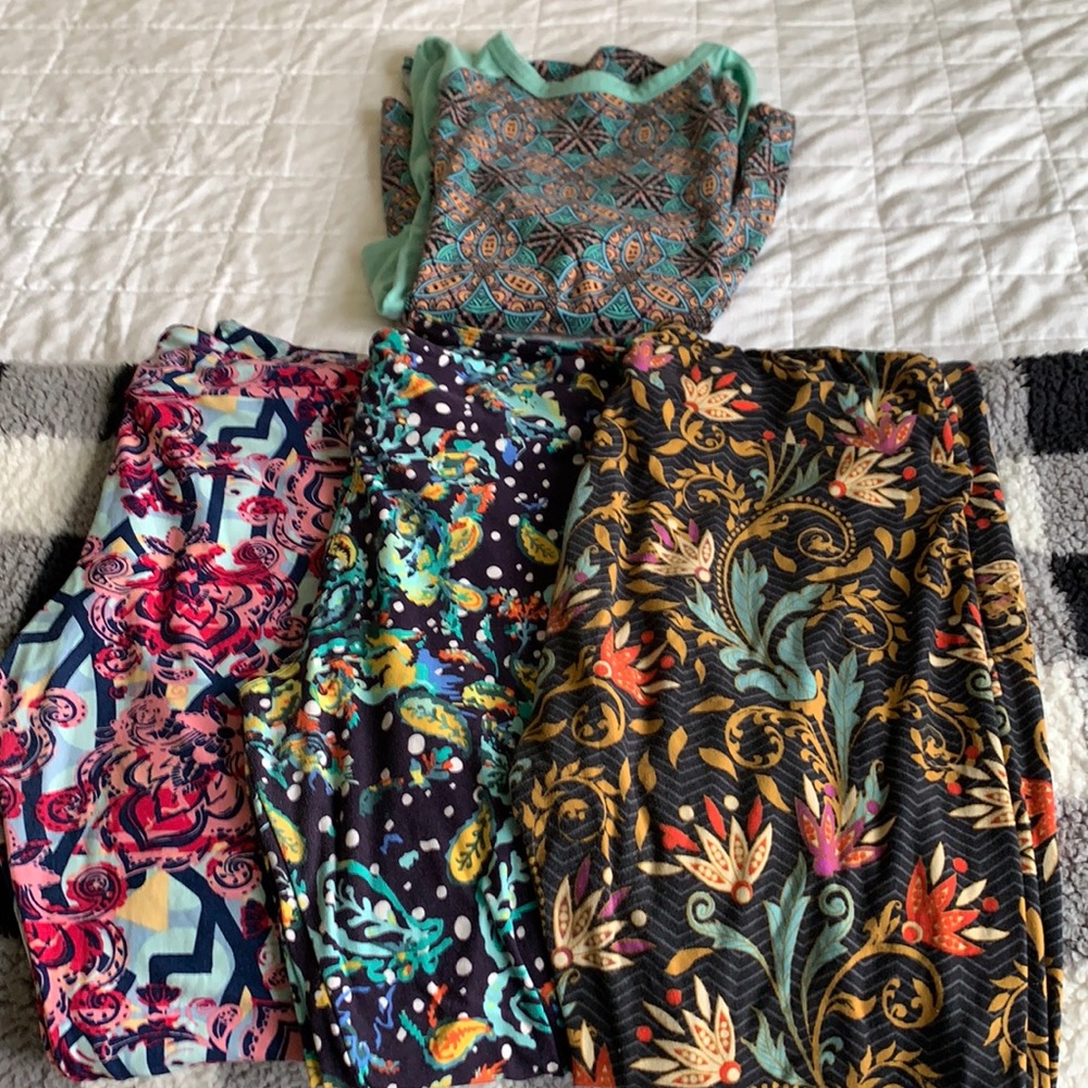 Lularoe Leggings and Randy Top